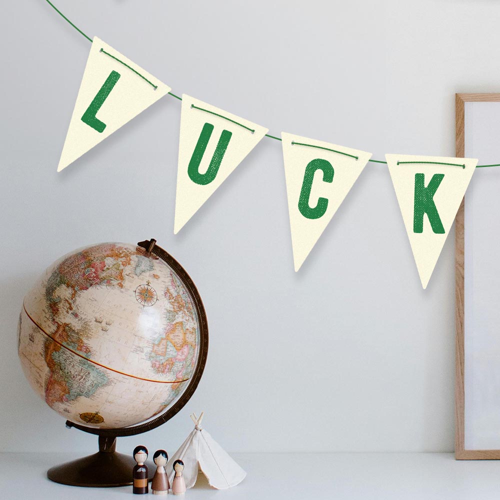 GOOD LUCK Bunting